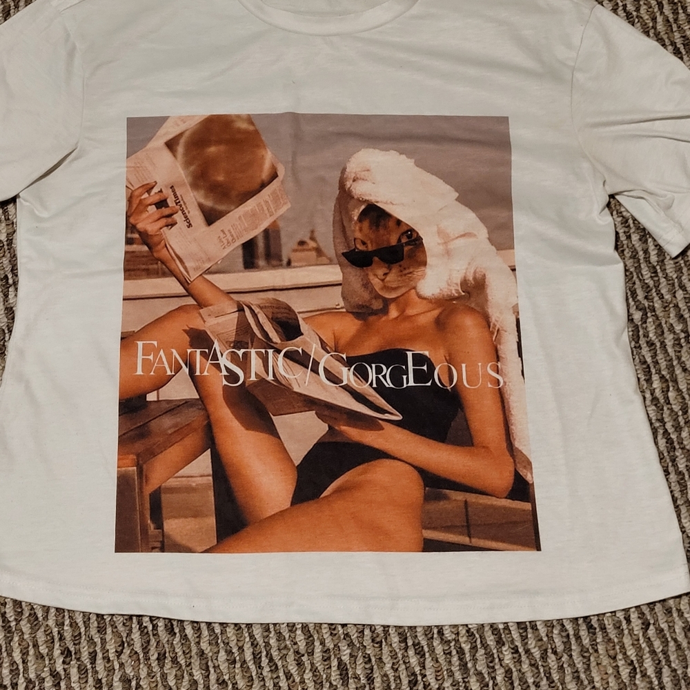Graphic tee